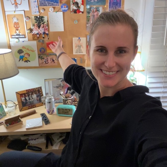 Meet your Posher, Katy - Picture 1 of 1